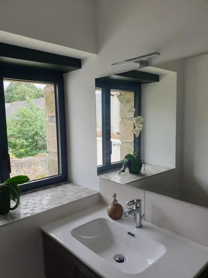 Bed & Breakfast Entre Terre Et Mer Ploemeur
